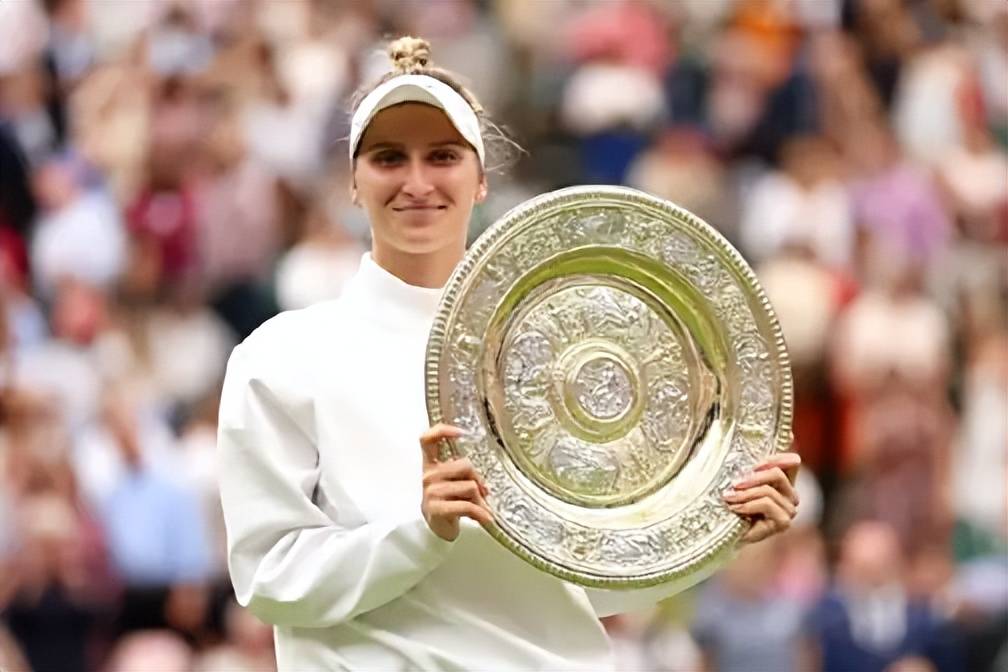 爱游戏欢迎页包含赛后皇家马德里调整名单以备德国杯，外线爆发环节打磨，球迷炸锅，赛程密集仍需轮换的词条